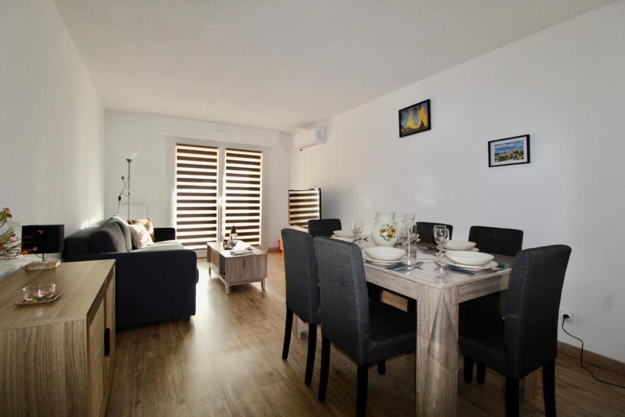 דירות אביניון Logement Renove Avec Mobilier 2023 מראה חיצוני תמונה